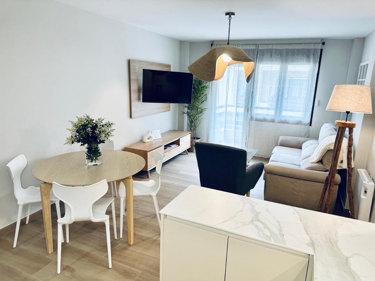 Apartamentos Noja Playa المظهر الخارجي الصورة